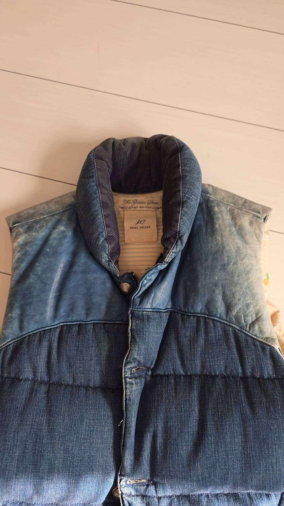 REMI 　ダウンベスト　ヨーク部　染め直し